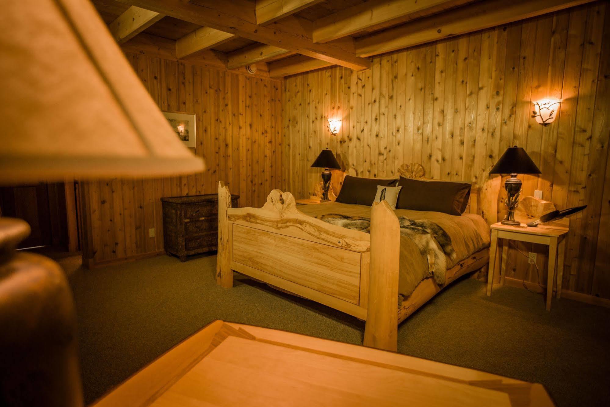 Bear Claw Lodge Kispiox Extérieur photo