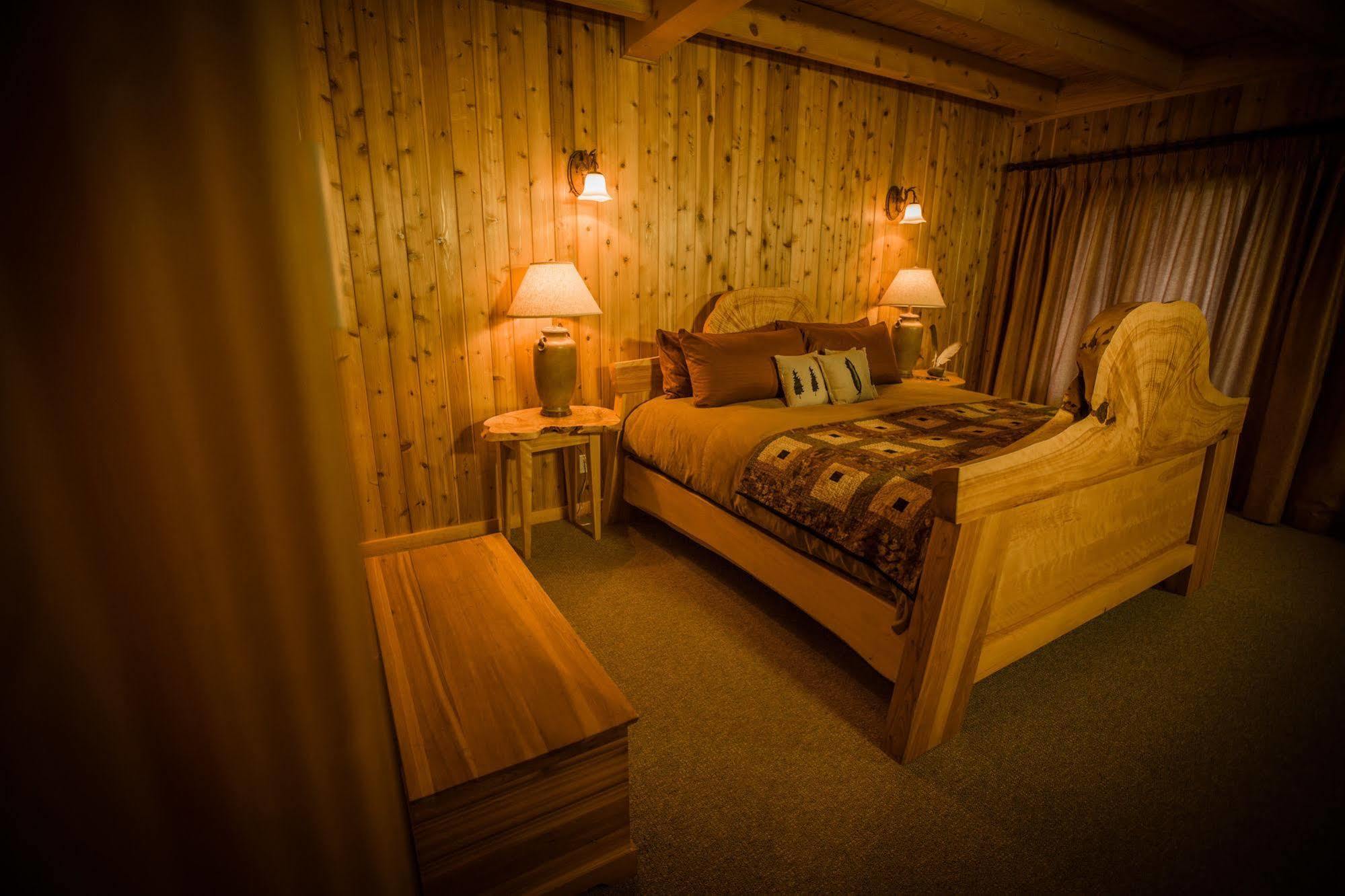 Bear Claw Lodge Kispiox Extérieur photo
